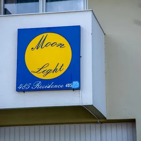 Lex By Moonlight Lake Apartament Mamaia